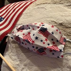 PROTECTIVE FACE MASK